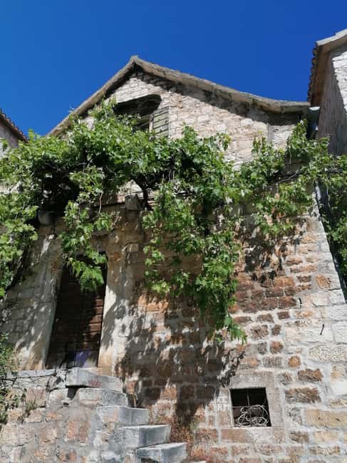 Trogir; Private walking tour of higlights of Trogir - Why Trogir works so well on foot