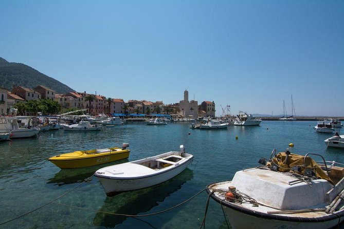 Unique Blue Cave and 5 islands tour from Trogir and Split - Vis and the small cave photo stop