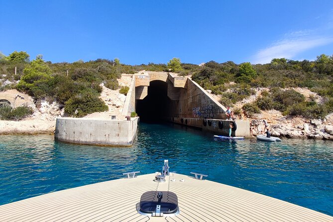 VIS Island (Mamma Mia Island) PRIVATE TOUR - Budikovac Island and the final lagoon swim