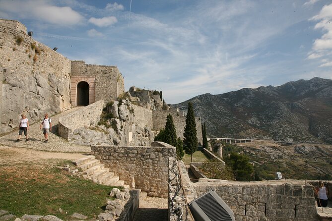 Visit Klis fortress GOT & Olive museum Klis - Key points at a glance