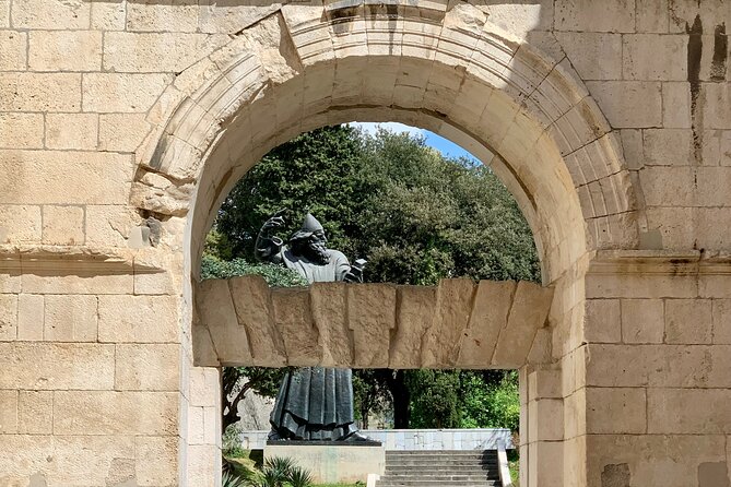 Walking tour of Split with an Art Historian - Starting with water and Split’s northern edge