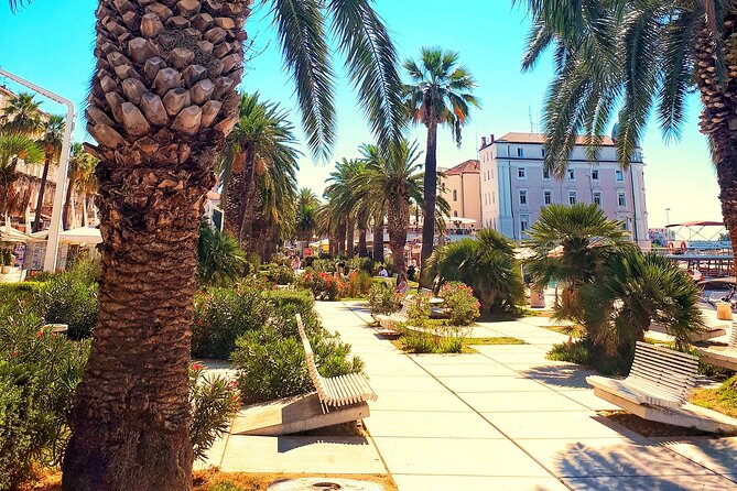 Wonderful Split - Diocletian's Palace Private Walking Tour - Narodni Trg and the clock with 24 digits