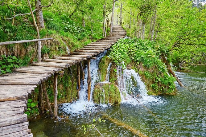 Zagreb to Split Group Transfer with Plitvice Lakes guided Tour - Group size can change the experience