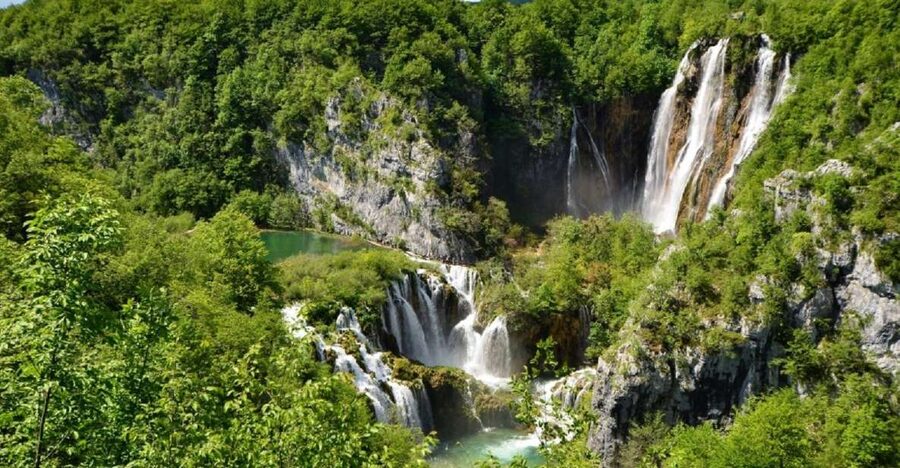 Zagreb to Split: Private Transfer with Plitvice Lakes - First sight of Plitvice’s 16 lakes